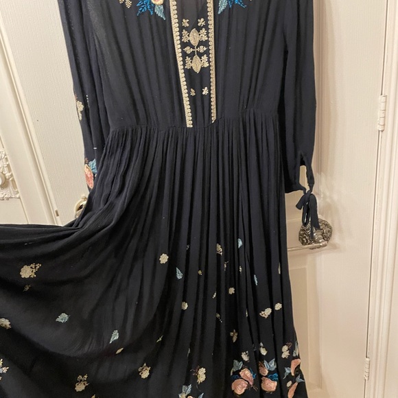 Free People The Enchanted Forest MIDI dress. - Picture 5 of 5
